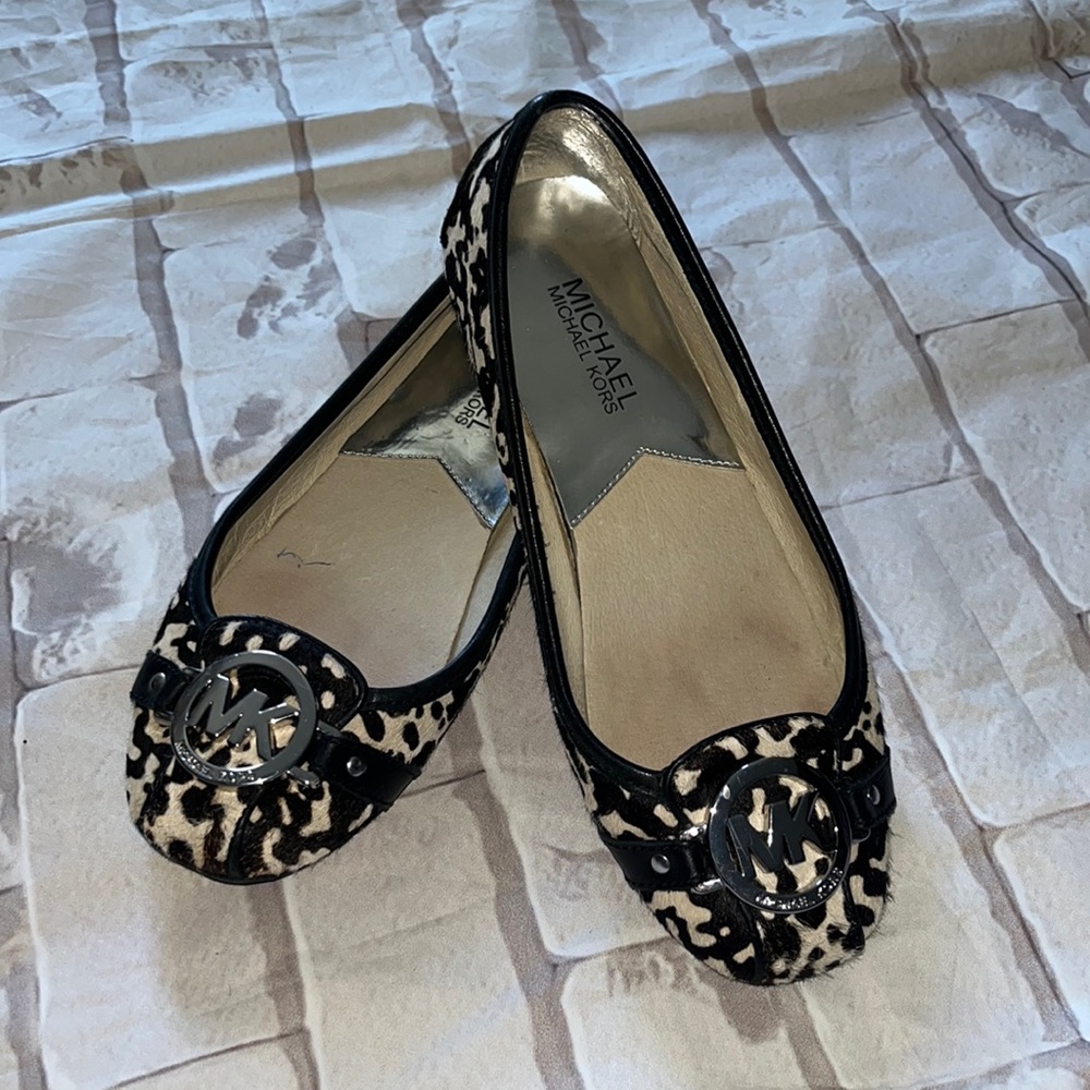 Michael Kor calf hair black and cream size 61/2 Sliver hardware